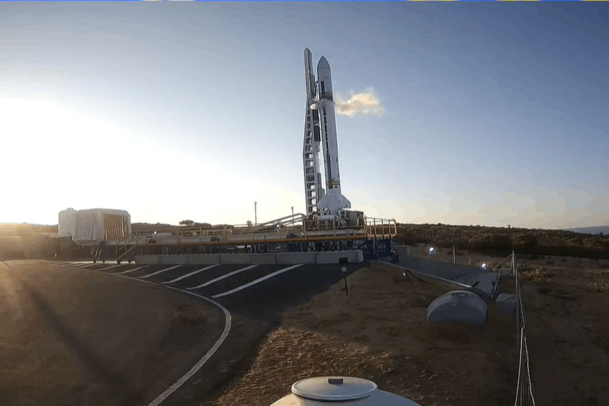 Cohete Miura, España, lanzamiento, Red latina 